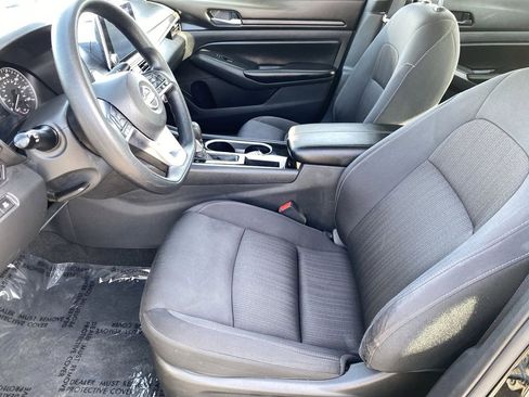 Certified 2024 Nissan Altima 2.5 SV FWD image 27