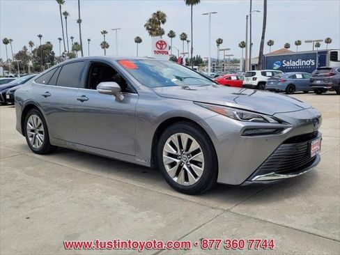 Certified 2022 Toyota Mirai w/ Advanced Technology Package RWD image 13