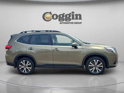 Used 2023 Subaru Forester Limited image 5