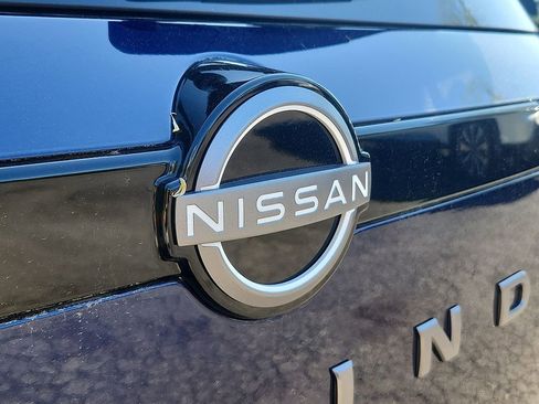 New 2026 Nissan Pathfinder SL w/ SL Premium Package (P04) AWD/4WD image 12