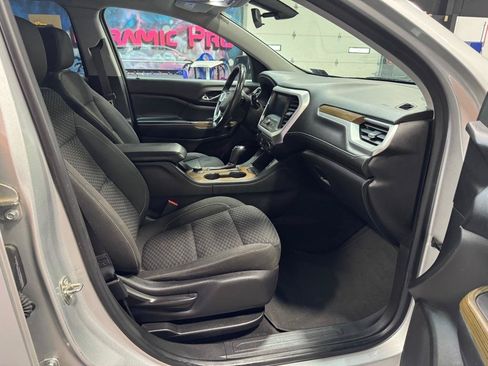 Used 2017 GMC Acadia SLE w/ Driver Alert Package I AWD/4WD image 16
