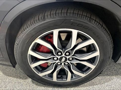 Used 2023 Cadillac XT6 Sport image 36