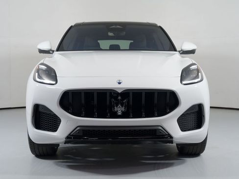 New 2025 Maserati Grecale Modena image 8