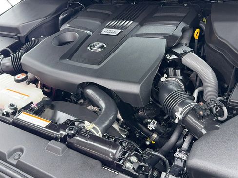 Used 2025 Lexus GX 550 image 60