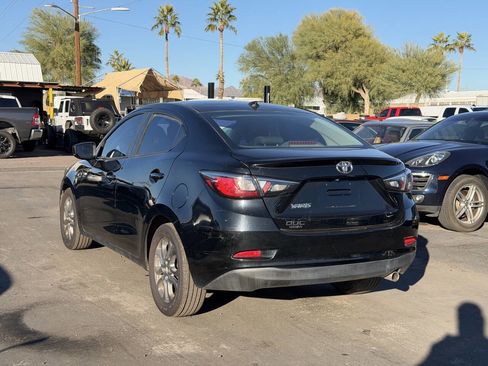 Used 2019 Toyota Yaris LE image 6