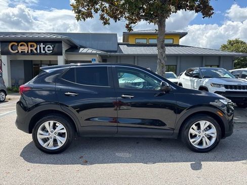 Used 2025 Buick Encore GX Preferred FWD image 8