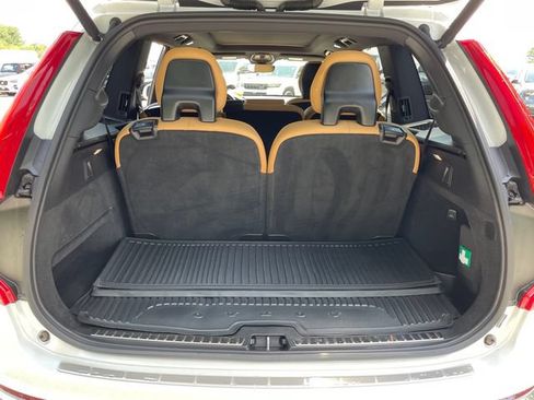 Used 2025 Volvo XC90 B5 Ultra w/ Protection Package Premier AWD/4WD image 15
