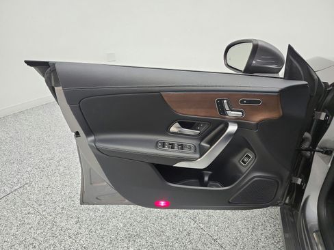 Used 2023 Mercedes-Benz CLA 250 image 14