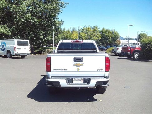 Used 2017 Chevrolet Colorado LT w/ LT Convenience Package AWD/4WD image 4