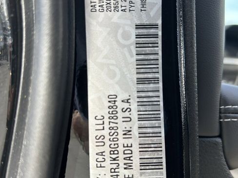 New 2025 Jeep Grand Cherokee L Limited image 14