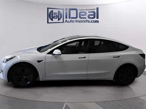 Used 2022 Tesla Model 3 Long Range AWD/4WD image 2
