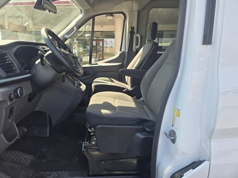 Used 2024 Ford Transit 350 XLT RWD image 9