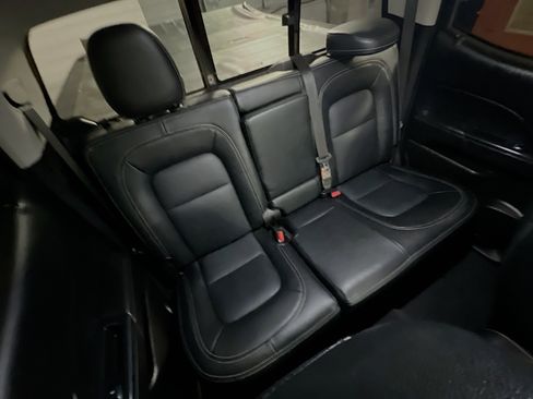 Used 2019 GMC Canyon SLE w/ Driver Alert Package image 33