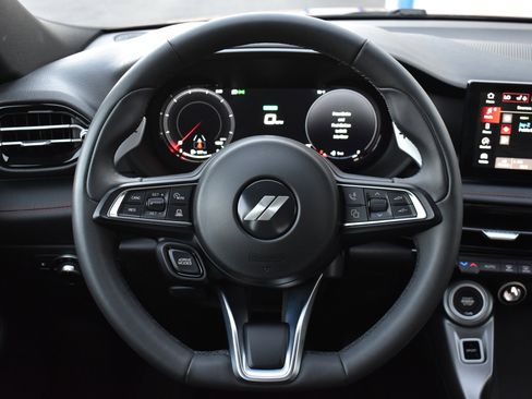 Used 2024 Dodge Hornet R/T image 24