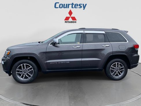 Used 2020 Jeep Grand Cherokee Limited w/ Premium Lighting Group AWD/4WD image 2