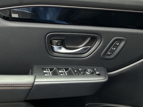 Used 2025 Honda Pilot TrailSport image 20