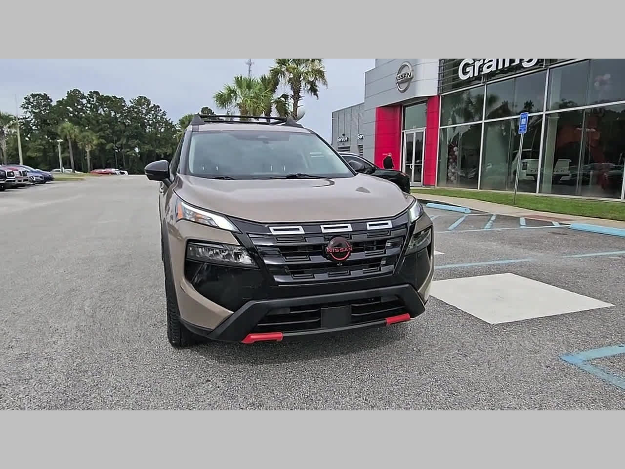Used 2025 Nissan Rogue SV w/ Rock Creek Premium Package AWD/4WD image 20