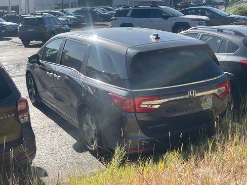 Used 2020 Honda Odyssey EX-L image 3