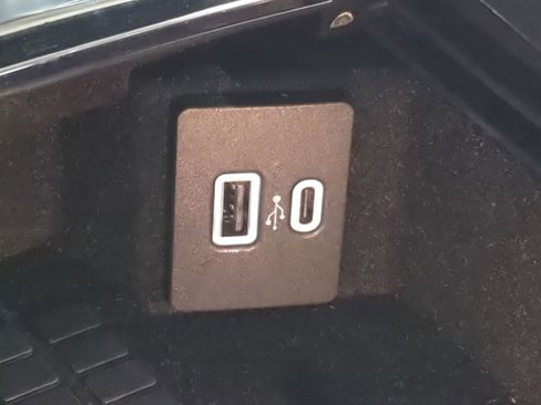 Used 2023 Lincoln Corsair Standard w/ Equipment Group 101A image 45