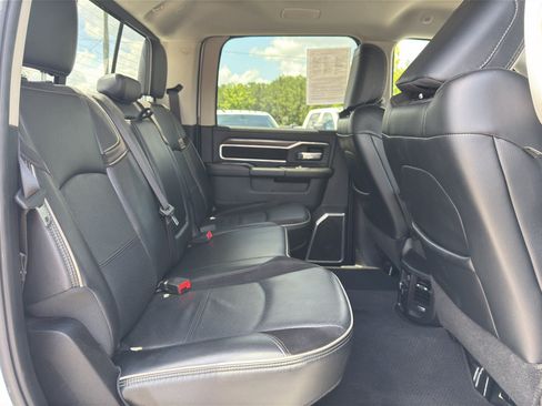 Used 2024 RAM 2500 Laramie AWD/4WD image 29