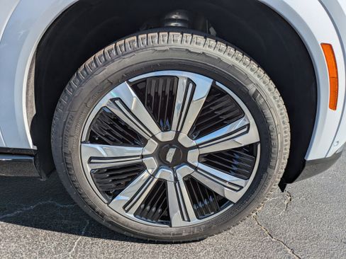 New 2026 Cadillac Escalade IQ Luxury 2 image 12