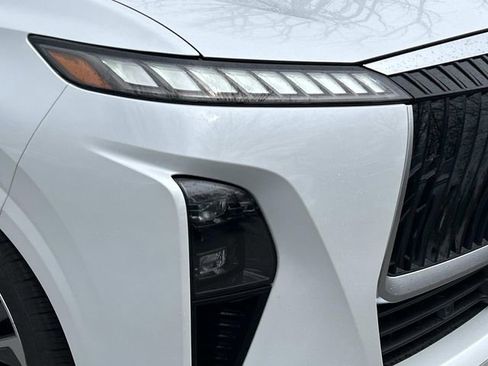 New 2026 INFINITI QX80 Luxe image 10