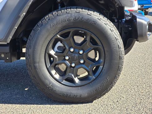 Used 2023 Jeep Wrangler Unlimited image 9