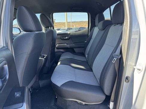 Used 2021 Toyota Tacoma TRD Sport image 16