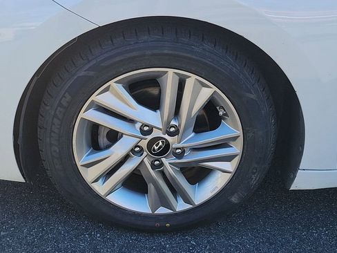 Used 2020 Hyundai Elantra SEL w/ Cargo Package (C1) image 14