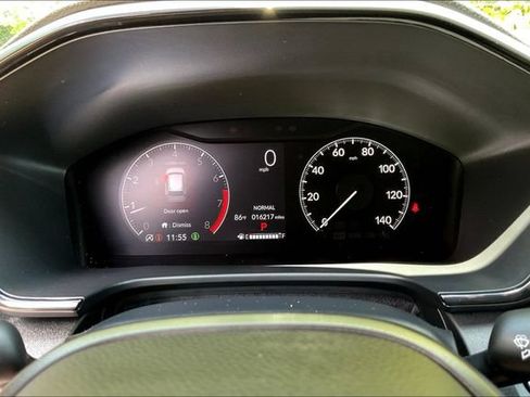 Used 2025 Honda CR-V EX image 15