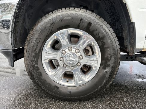 Used 2024 RAM 2500 Big Horn image 12