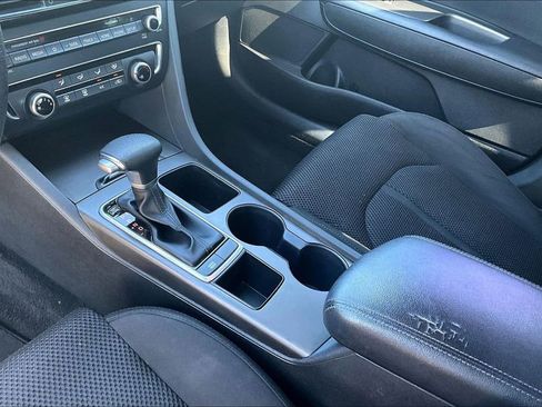 Used 2019 Kia Optima LX FWD image 18