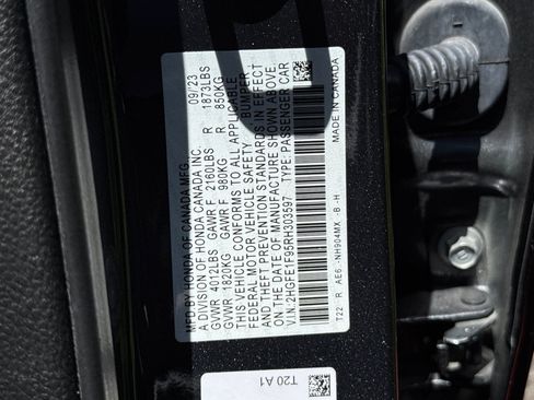 Used 2024 Honda Civic Touring image 28