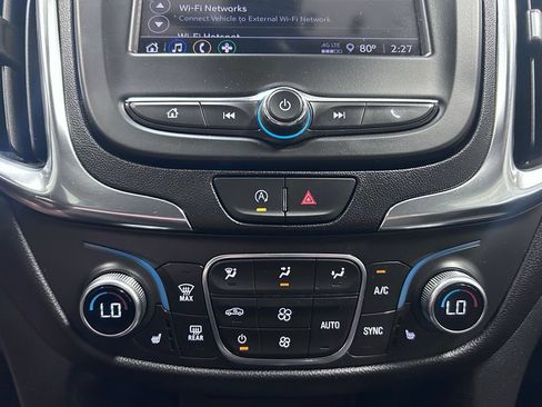 Used 2024 Chevrolet Equinox LT AWD/4WD image 15