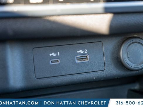 Used 2023 Nissan Rogue SL w/ SL Premium Package image 11