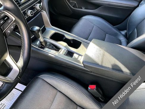 Used 2019 Honda Accord Sport image 10