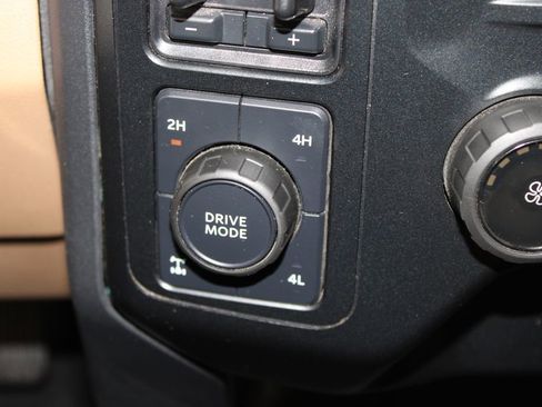 Used 2023 Ford F350 XLT w/ 360-Degree Camera Package image 31