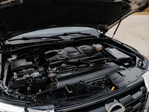 Used 2021 Nissan Armada SL w/ Captain's Chairs Package image 94