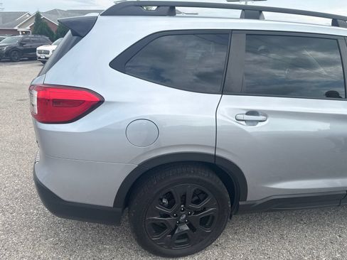 Used 2024 Subaru Ascent Onyx Edition AWD/4WD image 10