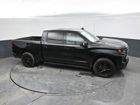 Used 2025 Chevrolet Silverado 1500 High Country w/ Midnight Edition AWD/4WD image 32