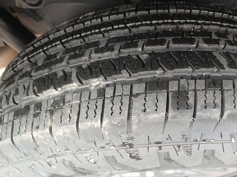 Used 2023 Jeep Wrangler Sport image 46