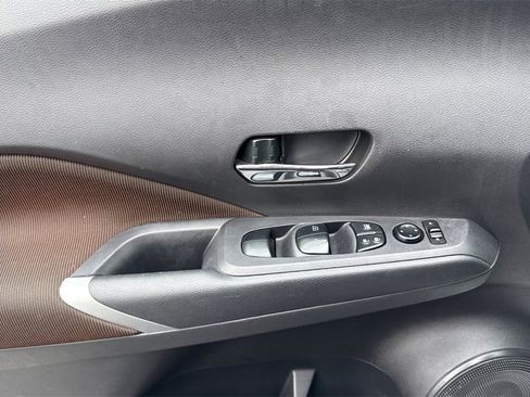 Used 2024 Nissan Kicks SR image 15