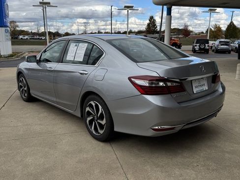 Used 2017 Honda Accord EX image 5