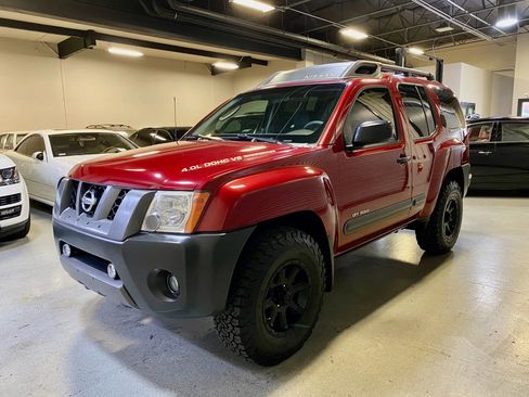 Used 2005 Nissan Xterra Off-Road image 2