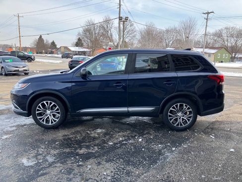 Used 2018 Mitsubishi Outlander ES image 7