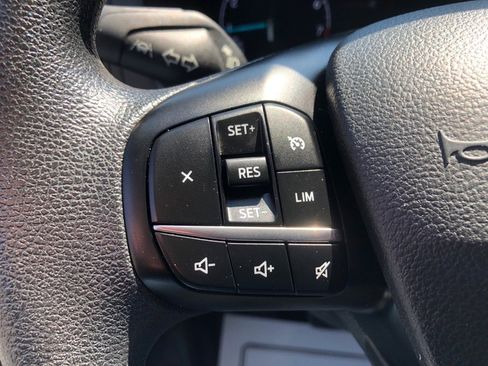 Used 2024 Ford Transit 250 Low Roof w/ Exterior Upgrade Package RWD image 31
