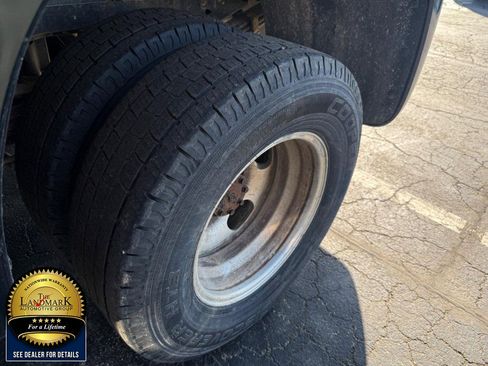 Used 2016 Ford F350 Lariat w/ Lariat Ultimate Package image 4