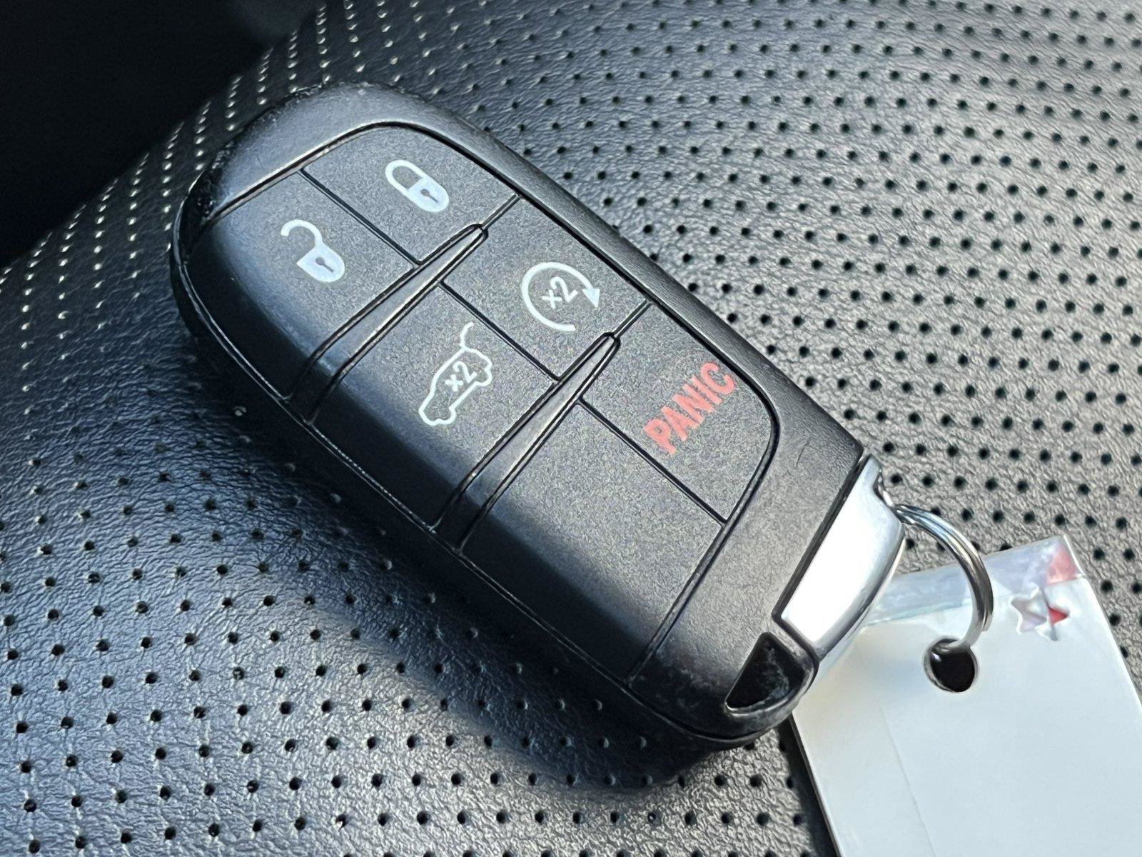 Used 2025 Dodge Durango R/T AWD/4WD image 35