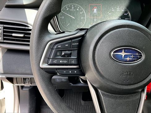 Used 2025 Subaru Outback AWD/4WD image 10