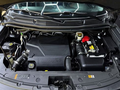 Used 2018 Ford Explorer Sport w/ Equipment Group 401A image 29